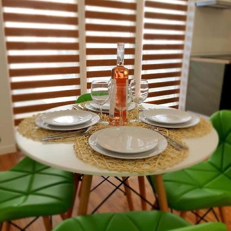 Nicholas Apartment นาโวดาริ ภายนอก รูปภาพ